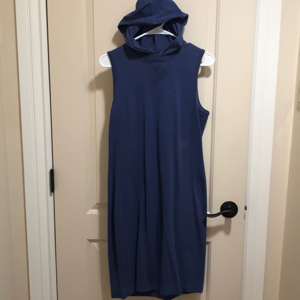 Short sleeve with Hootie dress